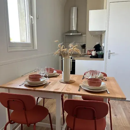 Apartment La P'tite Annexe Cosy Proche De La Gare Moulins (Allier)